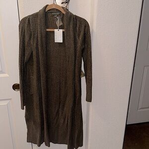 Barefoot Dreams,SizeXS, Green Long Sweater,       (   NWT  )